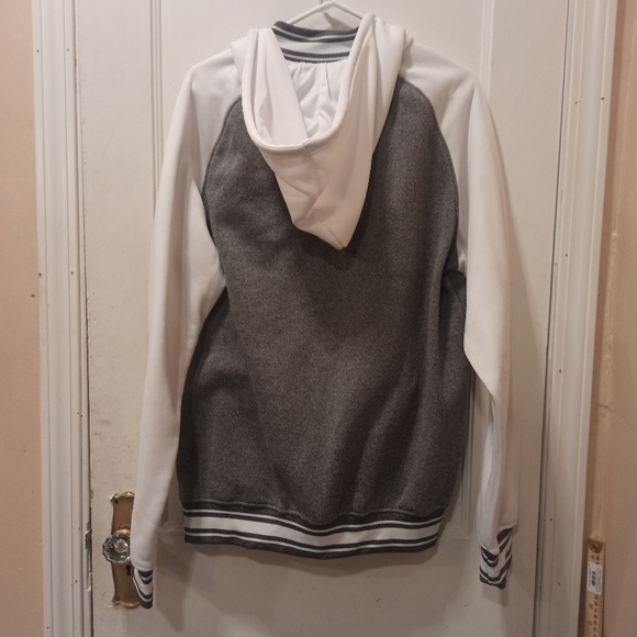 Ecko unisex full bottle donw hoodie. Size large - Picture 5 of 15